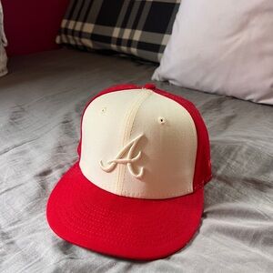 Atlanta Braves Fitted Hat